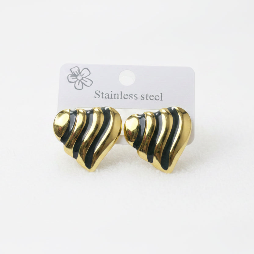 Boucles d’oreilles black heart