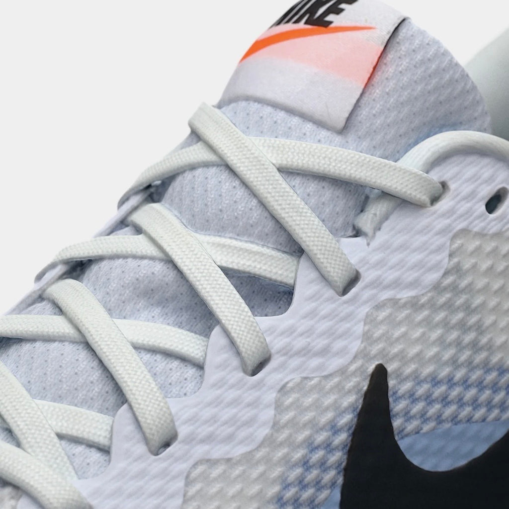 Nike revolution 8