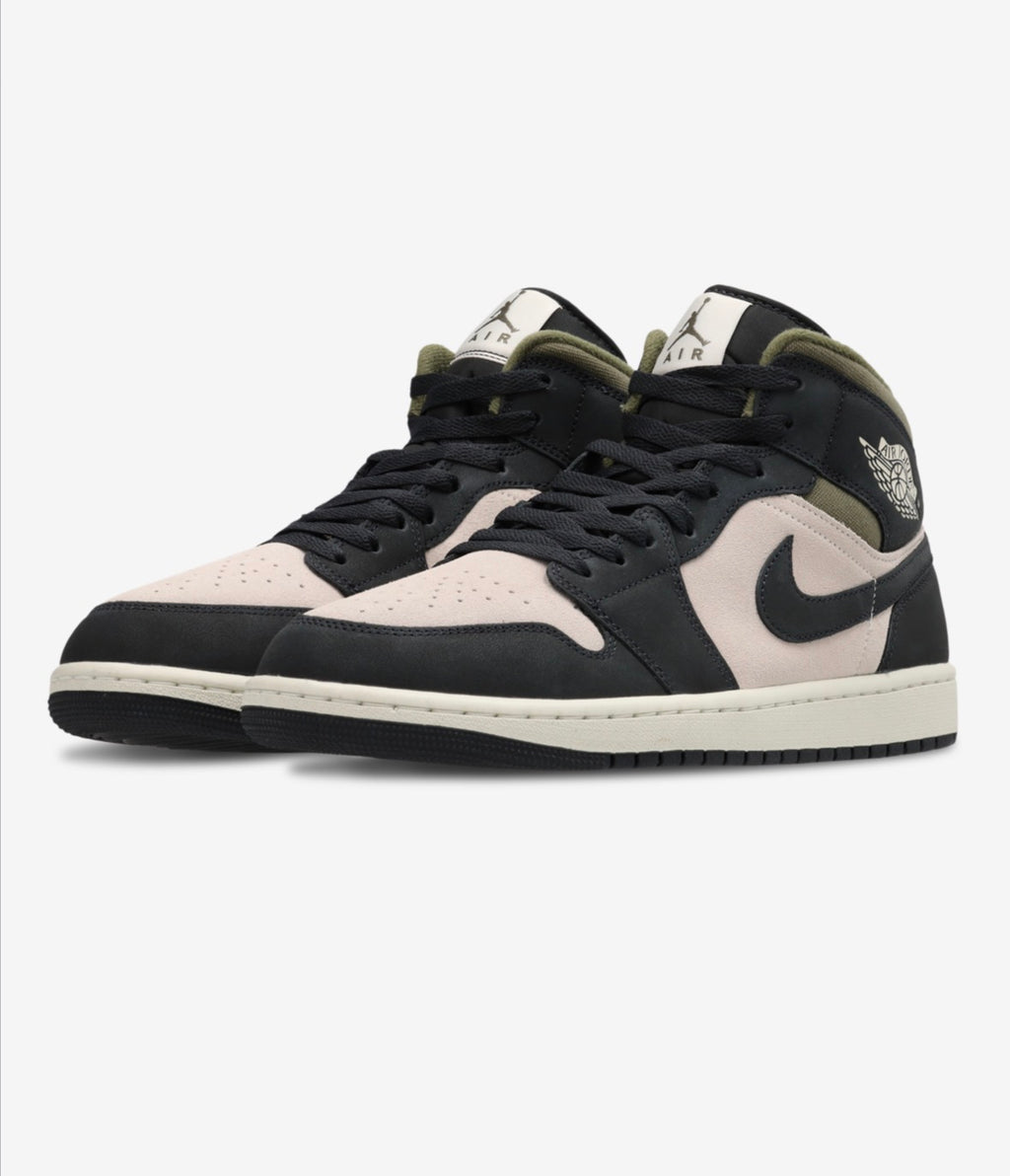 Nike Air Jordan 1 mid off noir médium olive